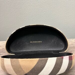 Burberry Nova Check Sunglasses Case in Beige, Brown, Cream